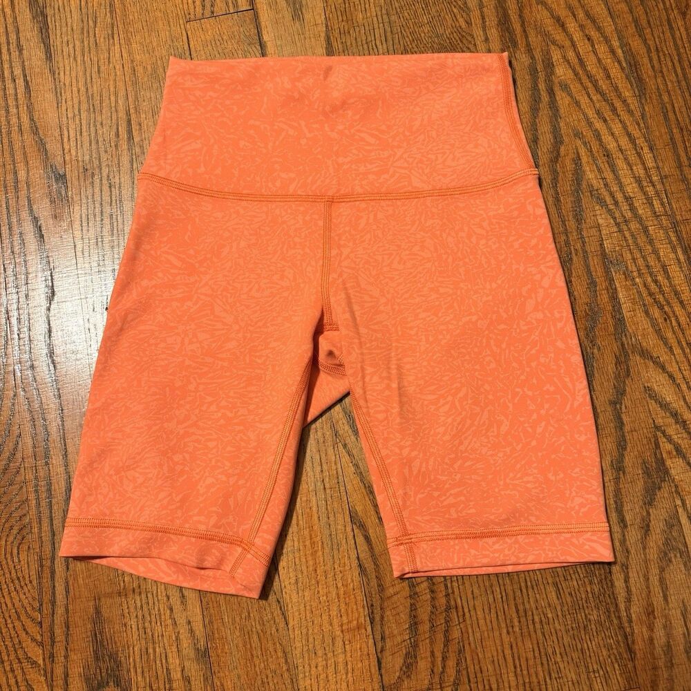 Lululemon Wunder Under Train HR Short 8” Size 4 Crunch Warm Coral